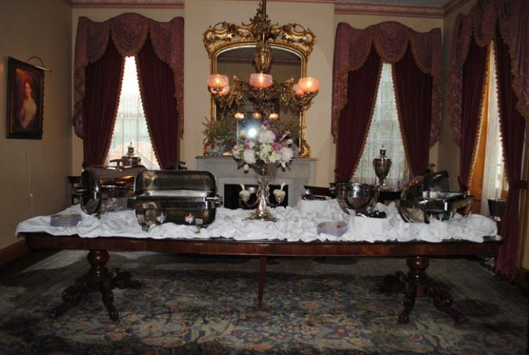 Main House Dining Room 