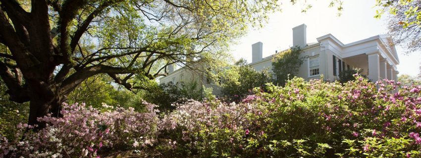 Monmouth Historic Inn Grounds