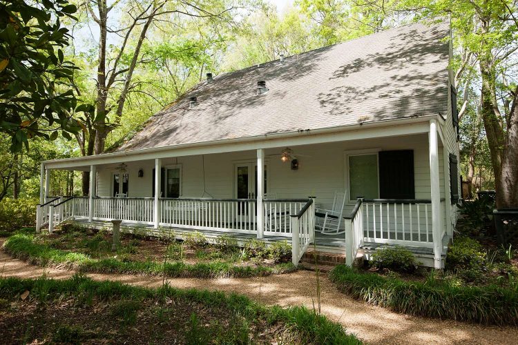 Monmouth Historic Inn Cottages