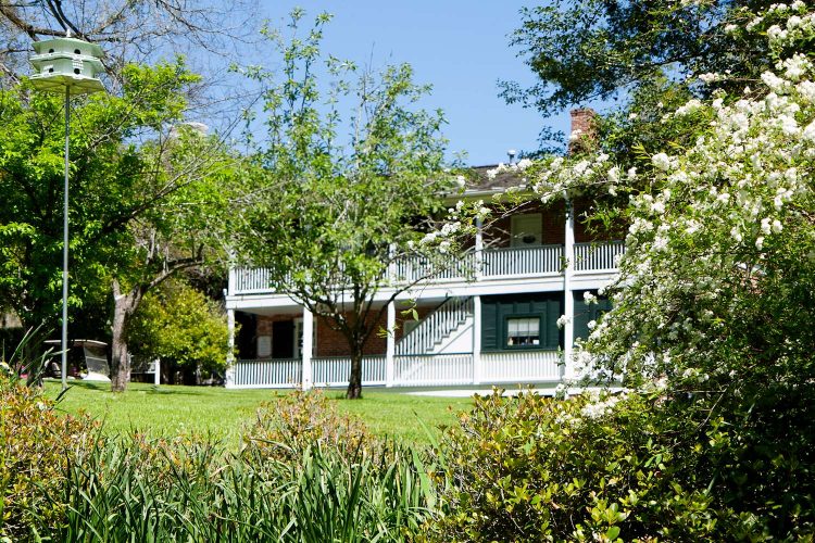 Monmouth Historic Inn Cottages