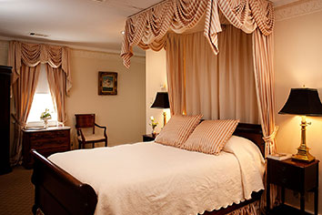 Bed in Andrew Jackson Room