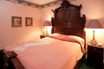 Veracruz Suite bed